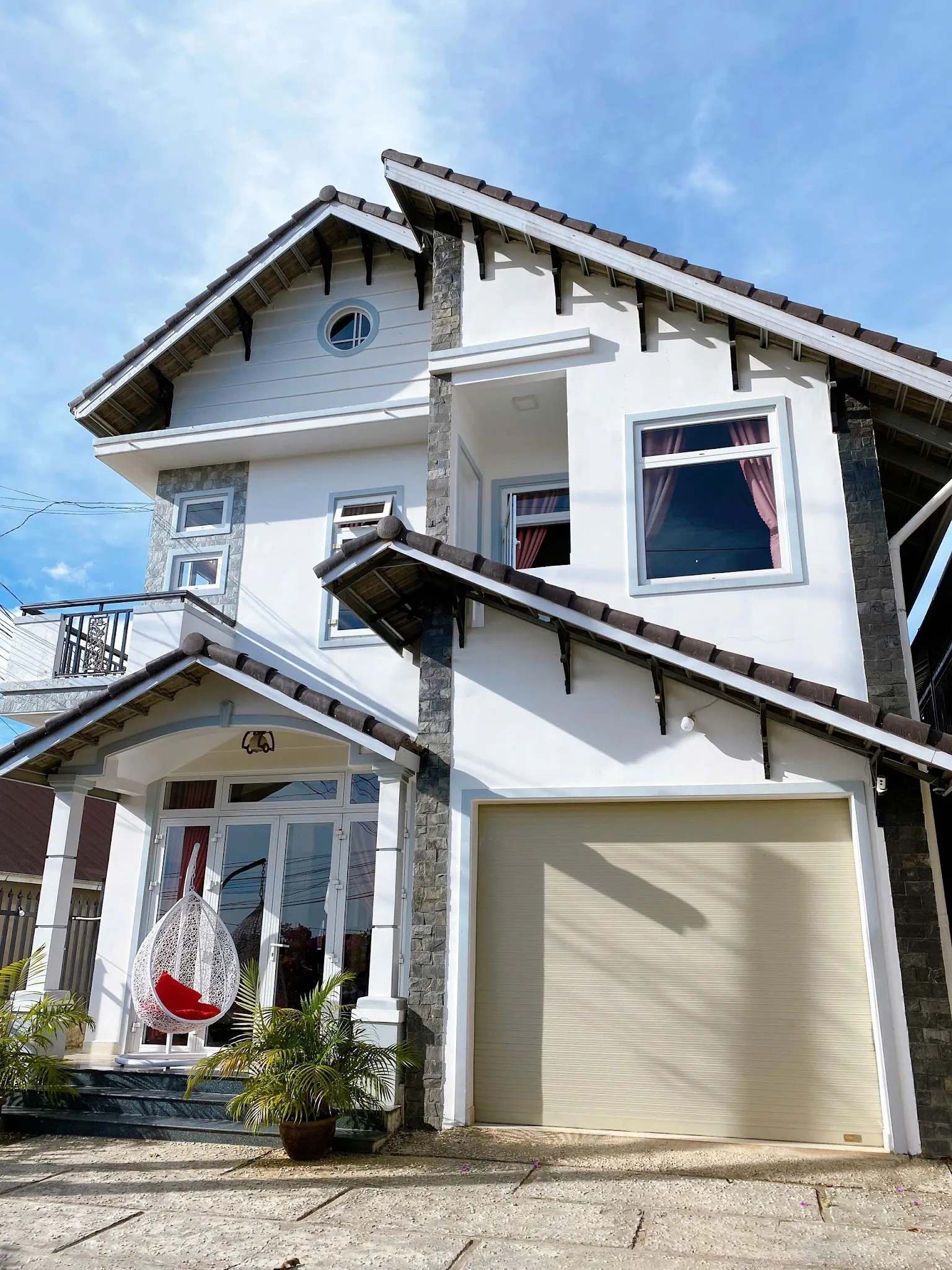 T17 Home